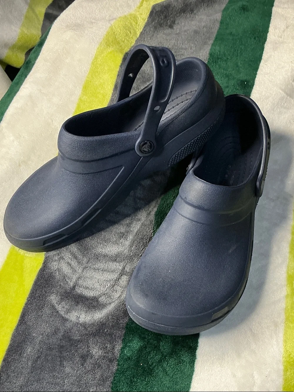 Men’s CROCS Bistro WORK Clogs-Navy Blue Size 11